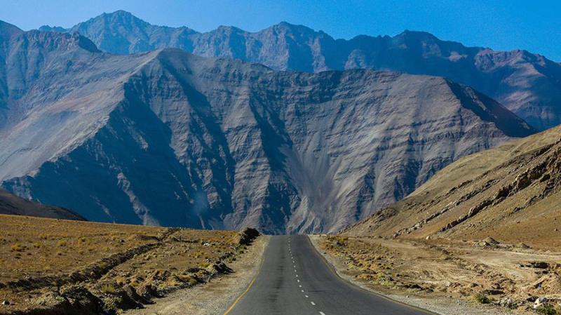 Chandigarh to Leh Ladakh Taxi Service